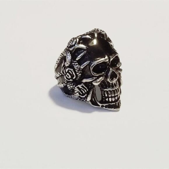 New stainless steel skull ring size 11 - Picture 5 of 5